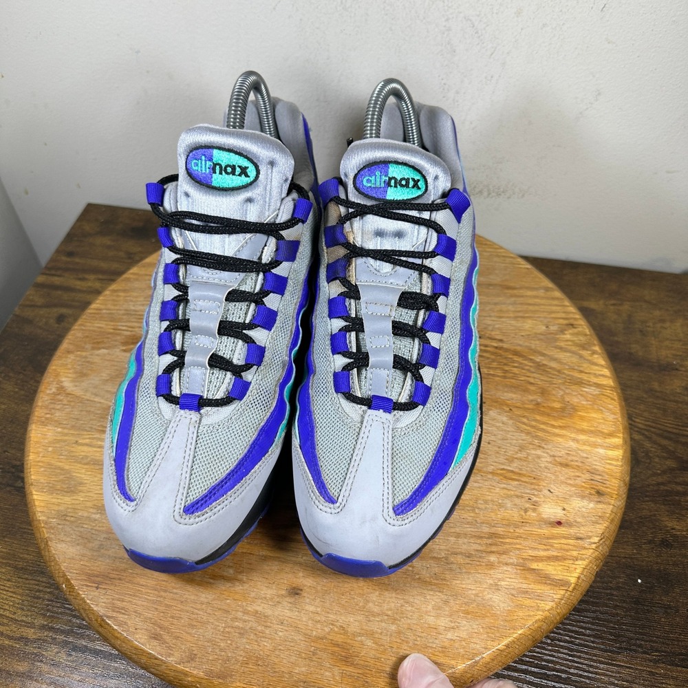 Nike Air Max 95 Mens Size 8 Gray Purple Teal Running Shoes AT2865-001 - Picture 10 of 10
